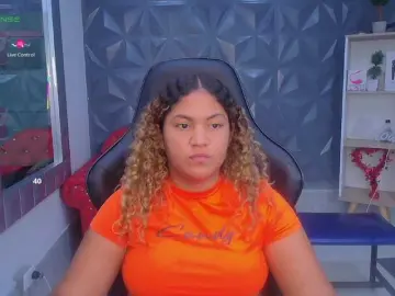 Cristalwar  live sex cam