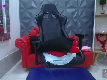 Cristalwar  live sex cam