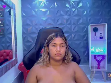 Cristalwar  live sex cam