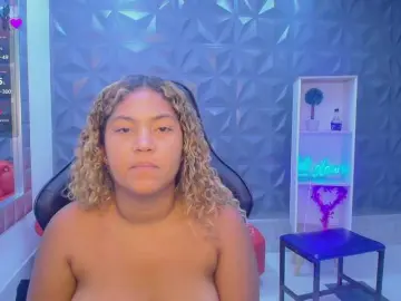 Cristalwar  live sex cam
