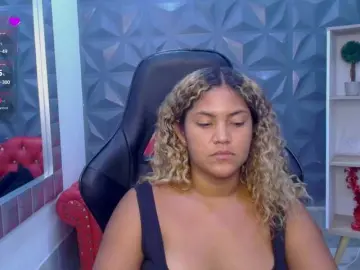 Cristalwar  live sex cam