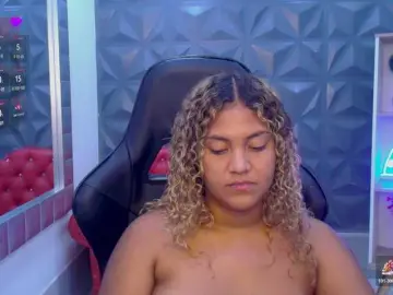 Cristalwar  live sex cam