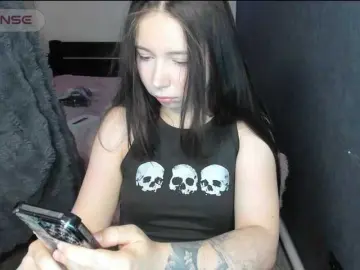 Vulgarnekko  live sex cam