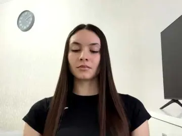 CarleenKnappe  live sex cam