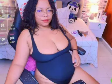 Italy-boobs  live sex cam