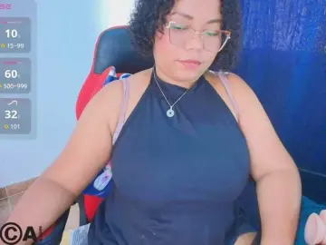Italy-boobs  live sex cam