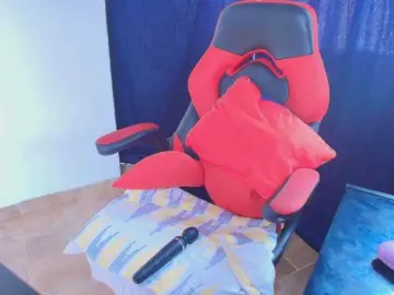 Italy-boobs  live sex cam