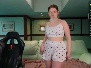 KiraRustle  live sex cam