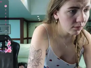 KiraRustle  live sex cam