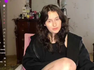 MilaElin  live sex cam