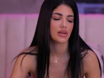 RaisaKali  live sex cam