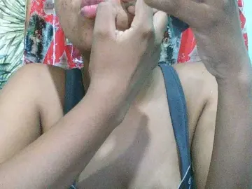 Sarah-001  live sex cam