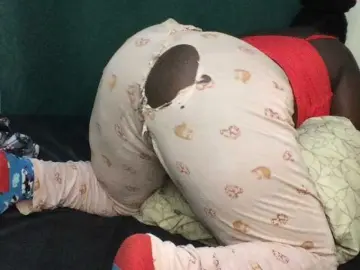 Sexxywetpussy  live sex cam