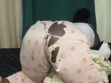 Sexxywetpussy  live sex cam