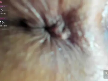 VALERYY-ROSE  live sex cam