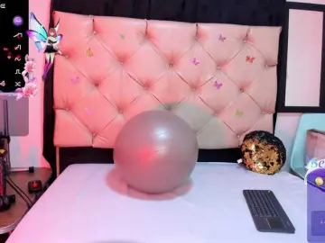 Cleopatra-hot  live sex cam