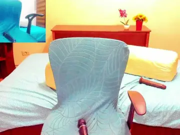 Merlen3  live sex cam