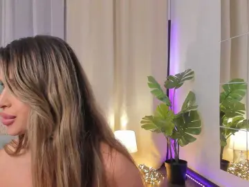 Xhotbabyy  live sex cam