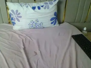 Bads-girl45  live sex cam