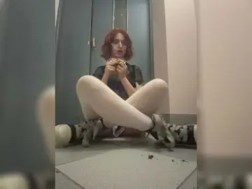 Candy-Honey  live sex cam