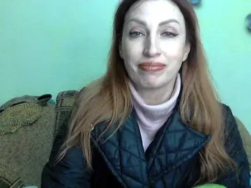 Irinchi  live sex cam