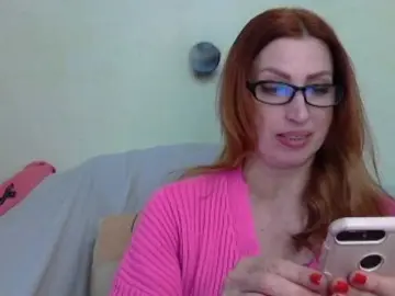 Irinchi  live sex cam