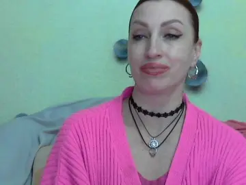 Irinchi  live sex cam