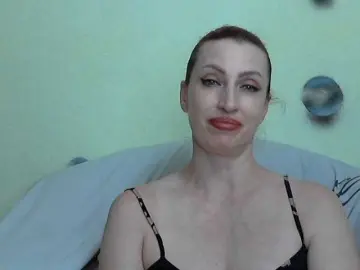 Irinchi  live sex cam