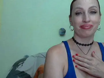 Irinchi  live sex cam