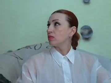 Irinchi  live sex cam