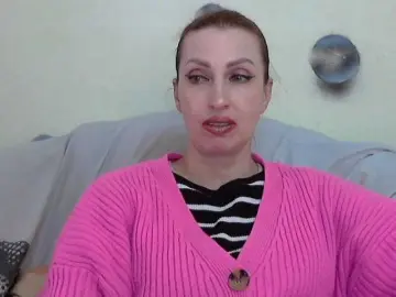 Irinchi  live sex cam