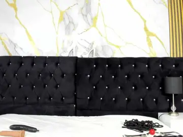 LittleKloe  live sex cam