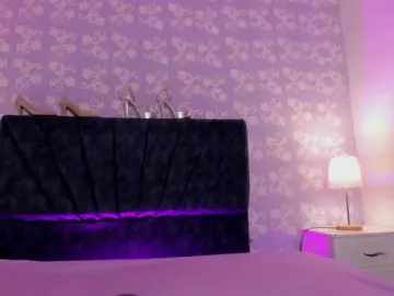 LittleKloe  live sex cam