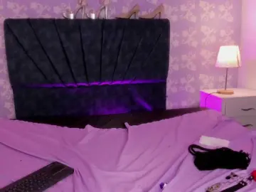 LittleKloe  live sex cam