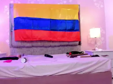LittleKloe  live sex cam