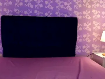 LittleKloe  live sex cam