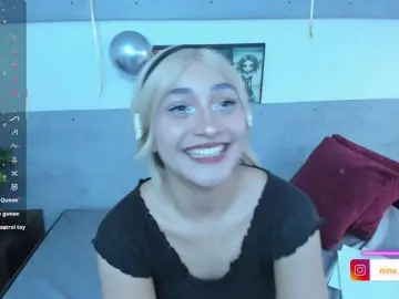 Nina-Mars  live sex cam
