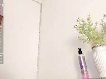 Amina-hafssa  live sex cam