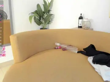 Amina-hafssa  live sex cam