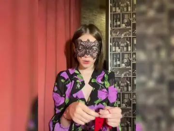 18YoungPussy18  live sex cam