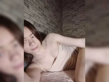 18YoungPussy18  live sex cam