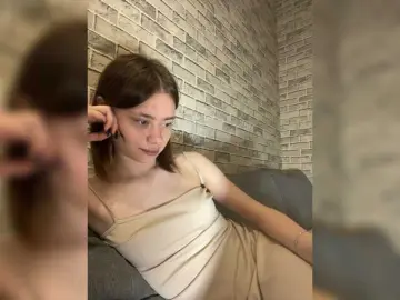 18YoungPussy18  live sex cam