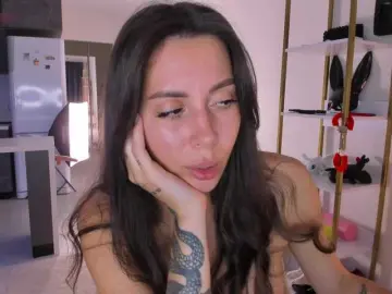 Ashley-Wow  live sex cam