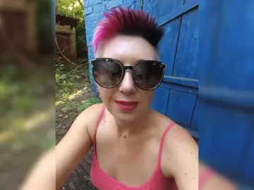 BUSINKA-25  live sex cam