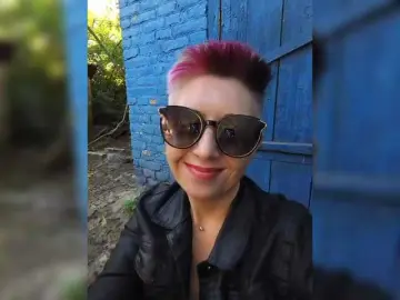BUSINKA-25  live sex cam