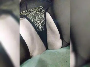 Krasivayalubov  live sex cam