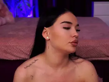 SashaLorrenz  live sex cam
