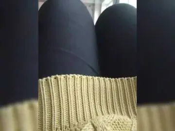 StacyMilk  live sex cam