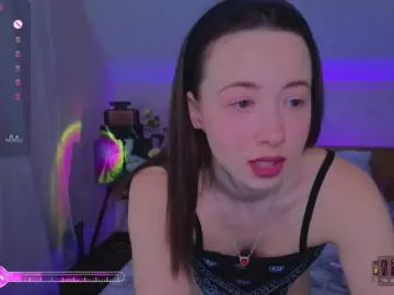 Trixiie  live sex cam