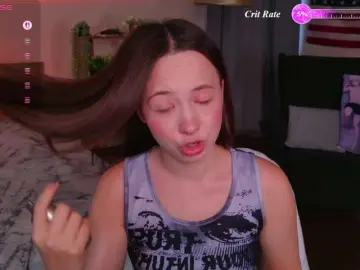 Trixiie  live sex cam